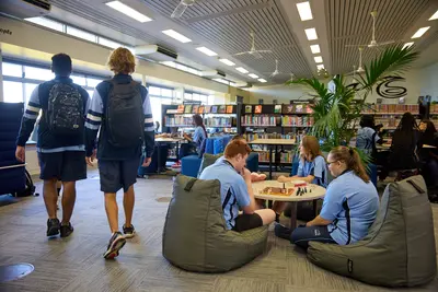 Mindarie Senior College - foto 1