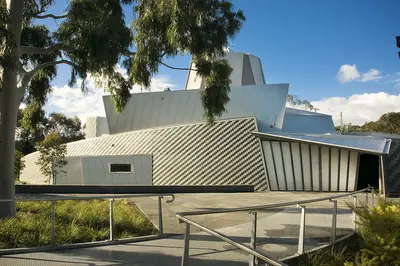 Strathmore High School - foto 2