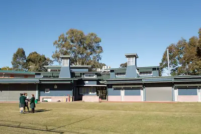 Cavendish Road High School - foto 4
