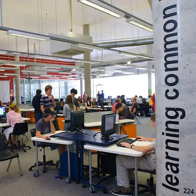 Australian Science and Maths School - foto 3
